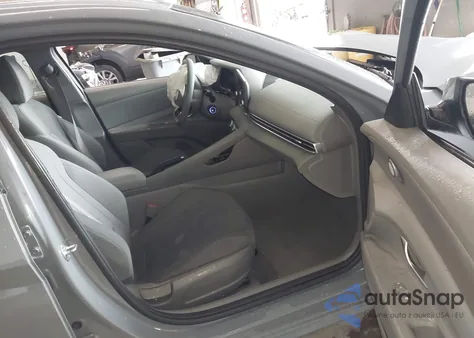 2021 Hyundai Elantra Se z USA, uszkodzony, nr VIN KMHLL4AGXMU119823